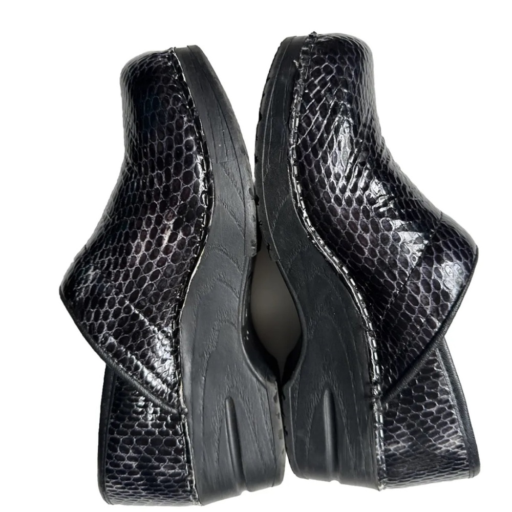 SANITA Professional Danish Clog Snakeskin Slip On Clogs Shoes Women’s US size 5